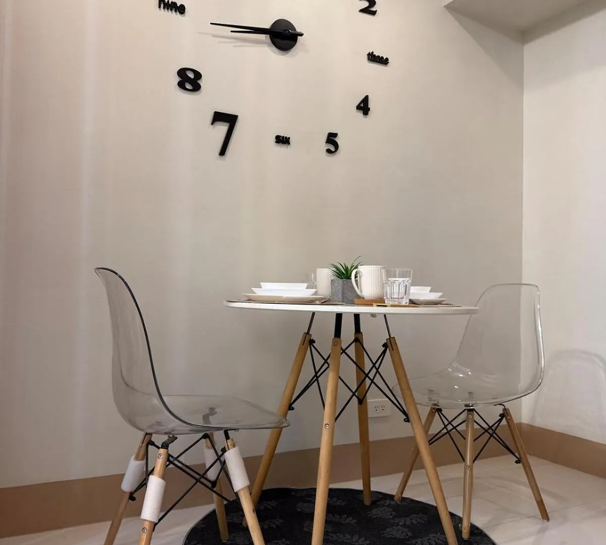 Shore 3 Residences City View Condo - Cozy Staycation Near Moa Manila