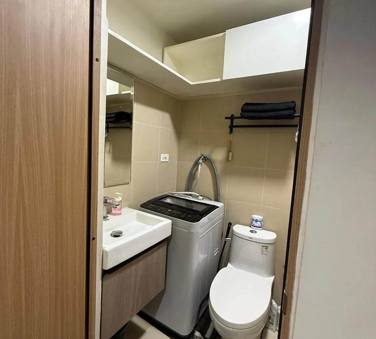 Shore 3 Residences City View Condo - Cozy Staycation Near Moa Manila